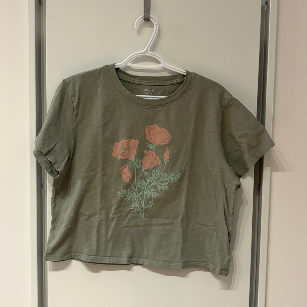 American Eagle | Green Cropped T-Shirt with Floral Print